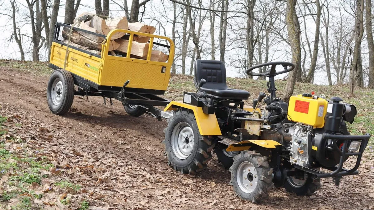 TRACTOARE DE MICI DIMENSIUNI
